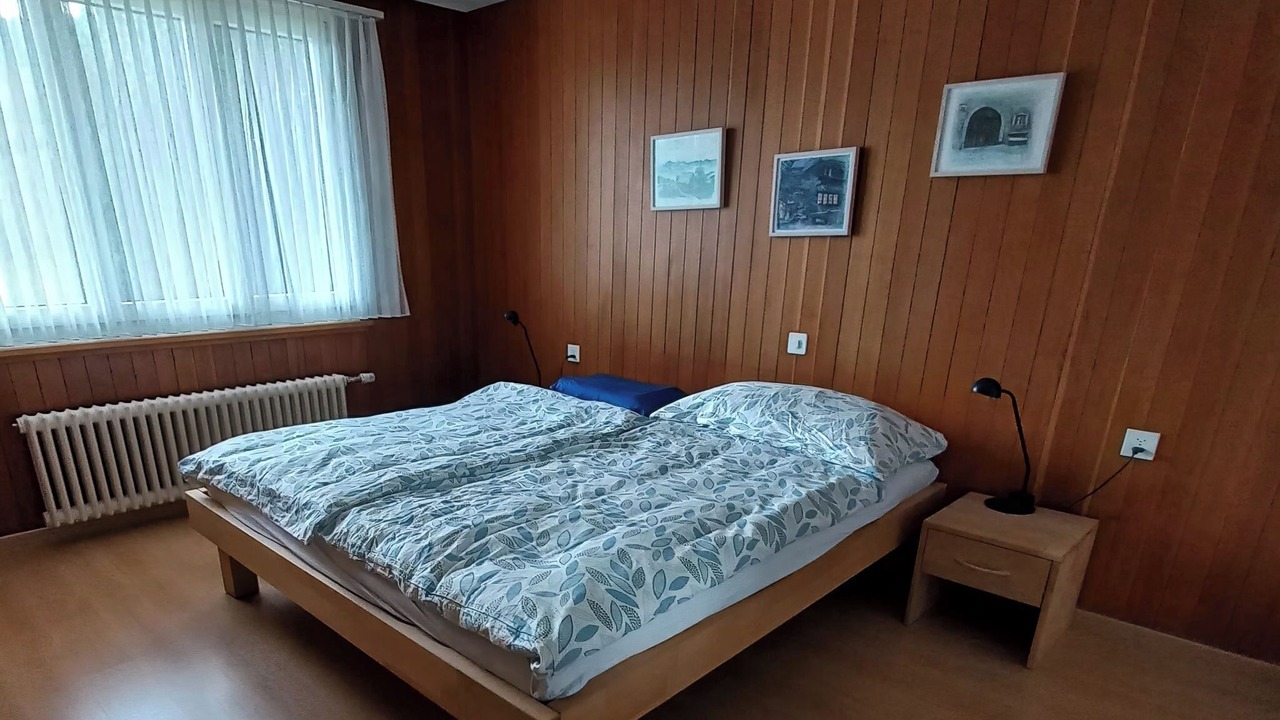Photo of Others in Quarten