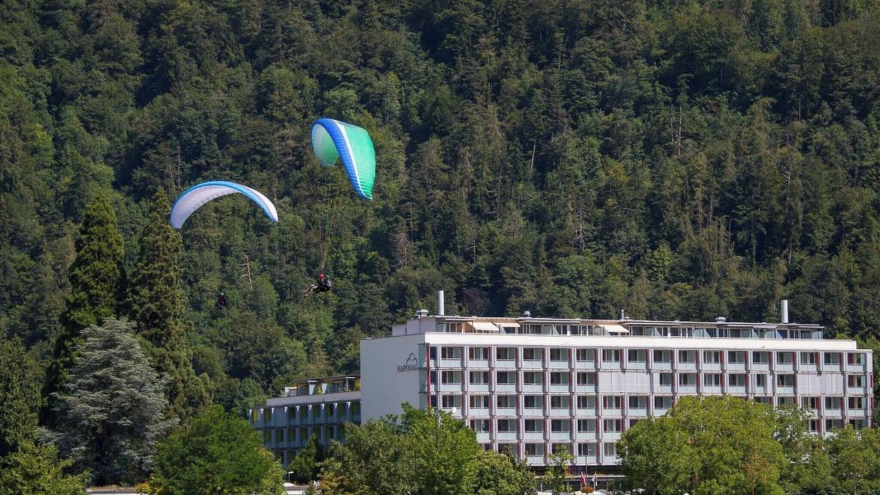 Photo of Others in Central Interlaken