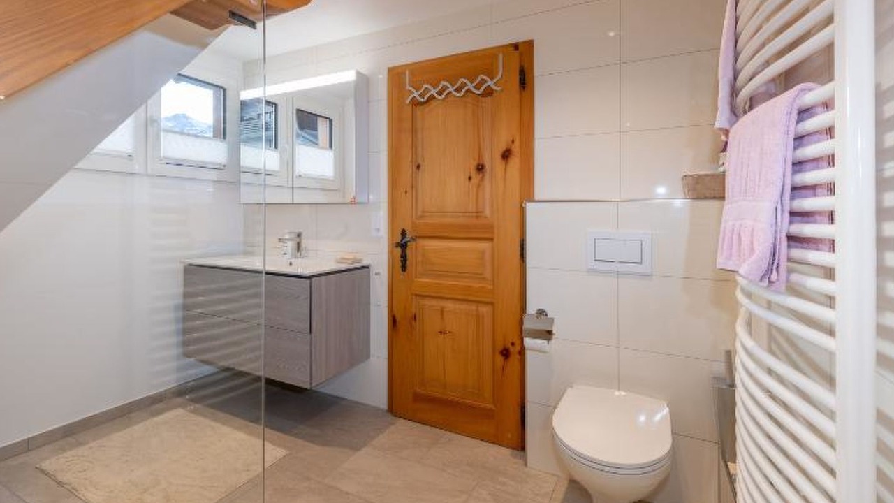 Photo of Bathroom in Graechen