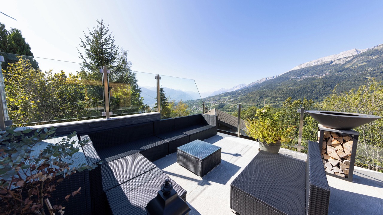 Photo of Patio Balcony in Icogne