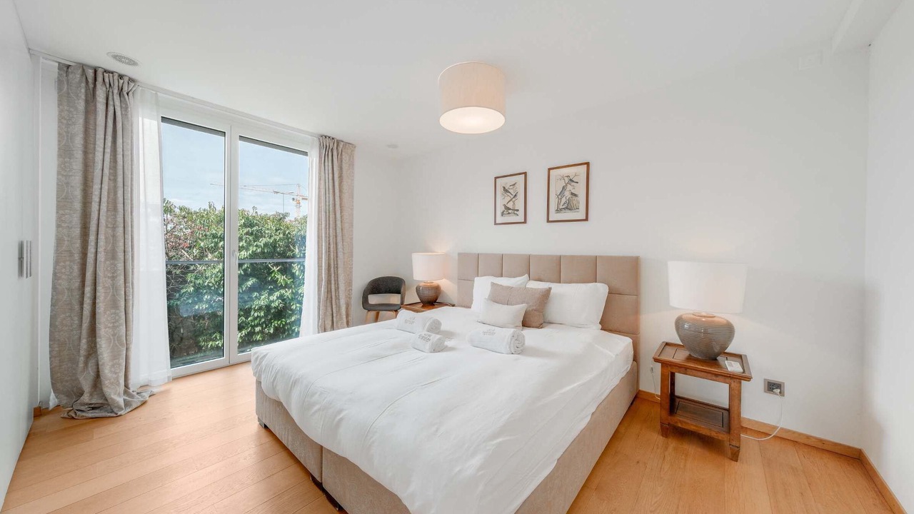 Photo of Bedroom in Montreux City Centre