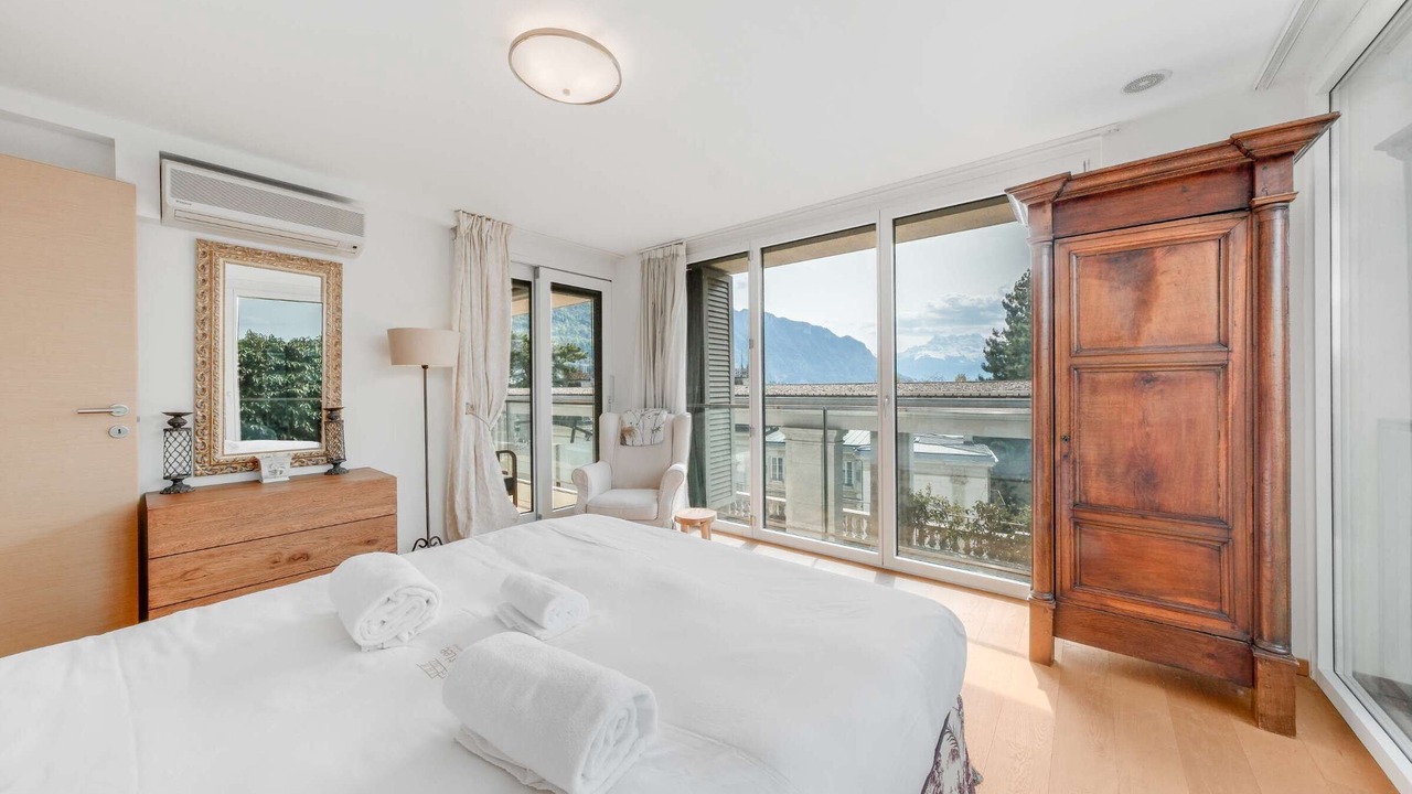 Photo of Bedroom in Montreux City Centre