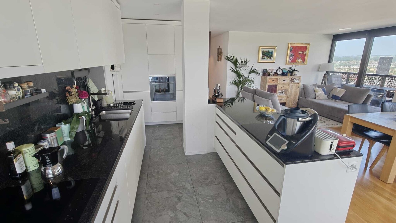Photo of Kitchen in Uster District