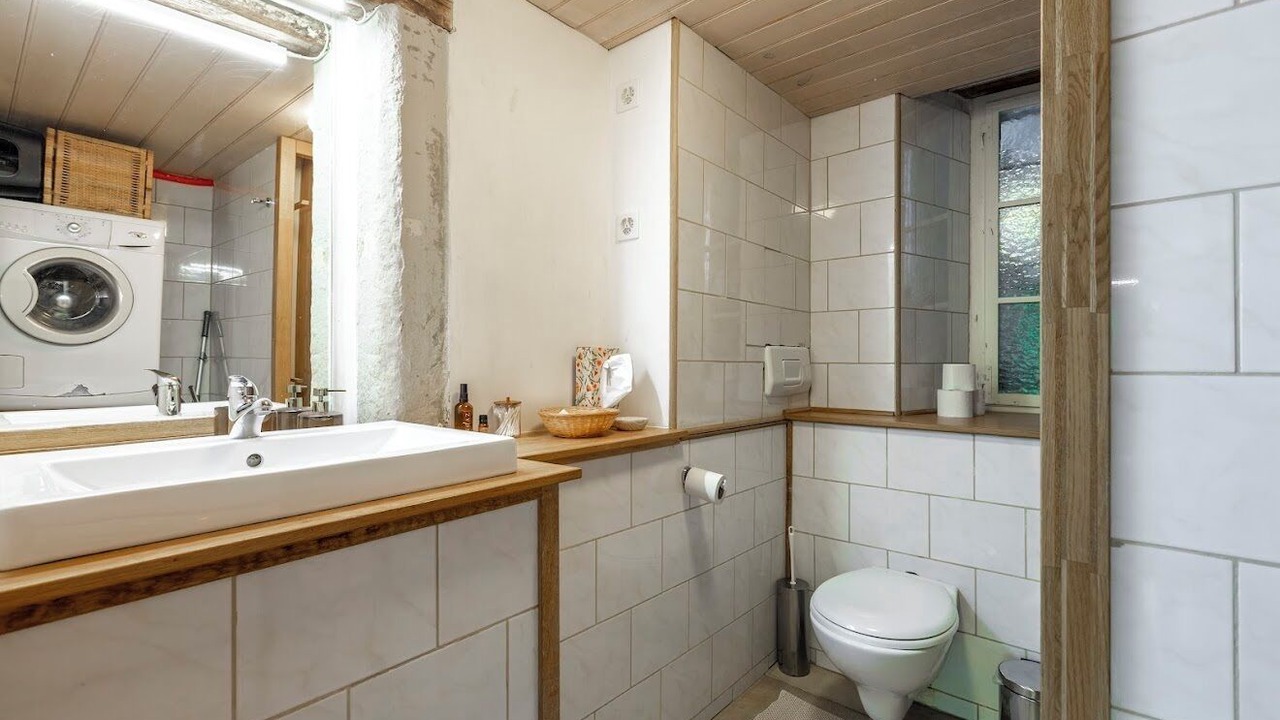 Photo of Bathroom in Horgen District