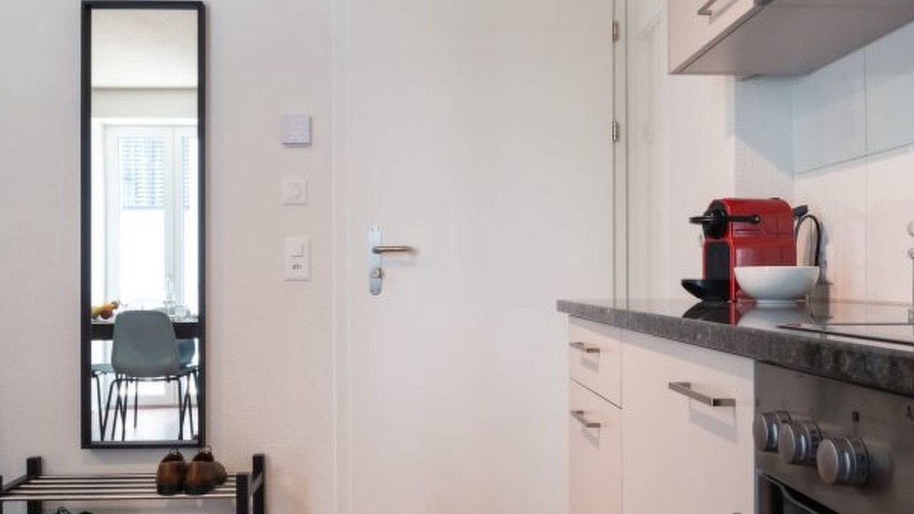 Photo of Bedroom in District 9