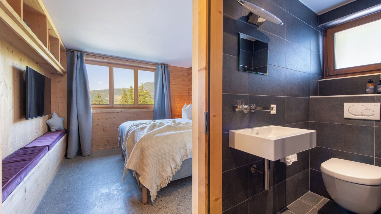 Photo of Bedroom in La Tzoumaz
