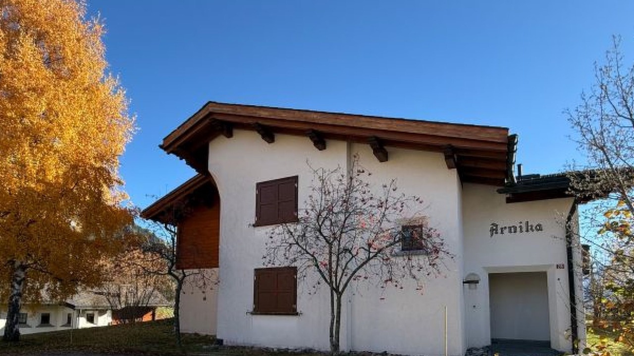 Photo of Others in Lenz