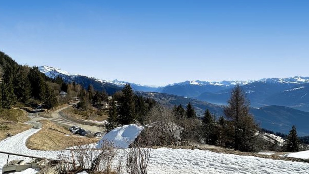 Photo of Others in Monteiller