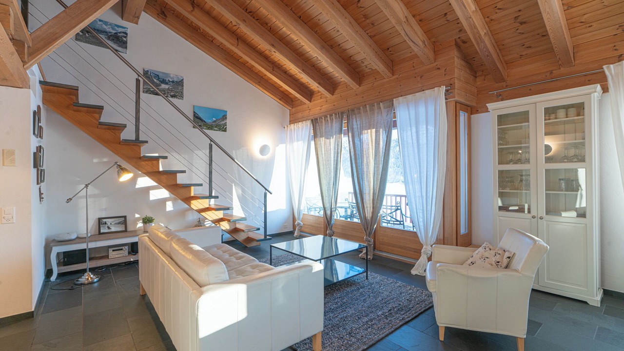 Photo of Livingroom in Maloja