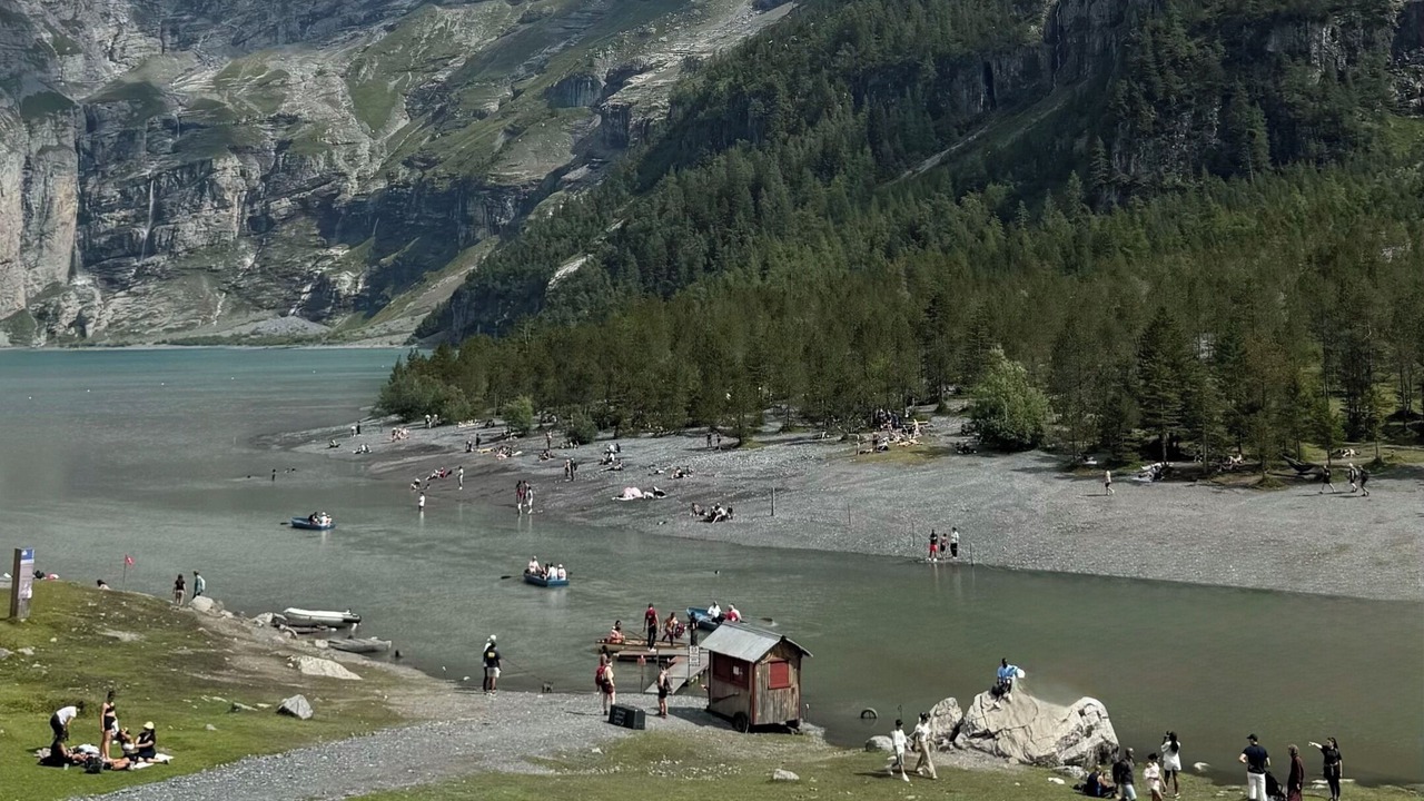Photo of Others in Kandergrund