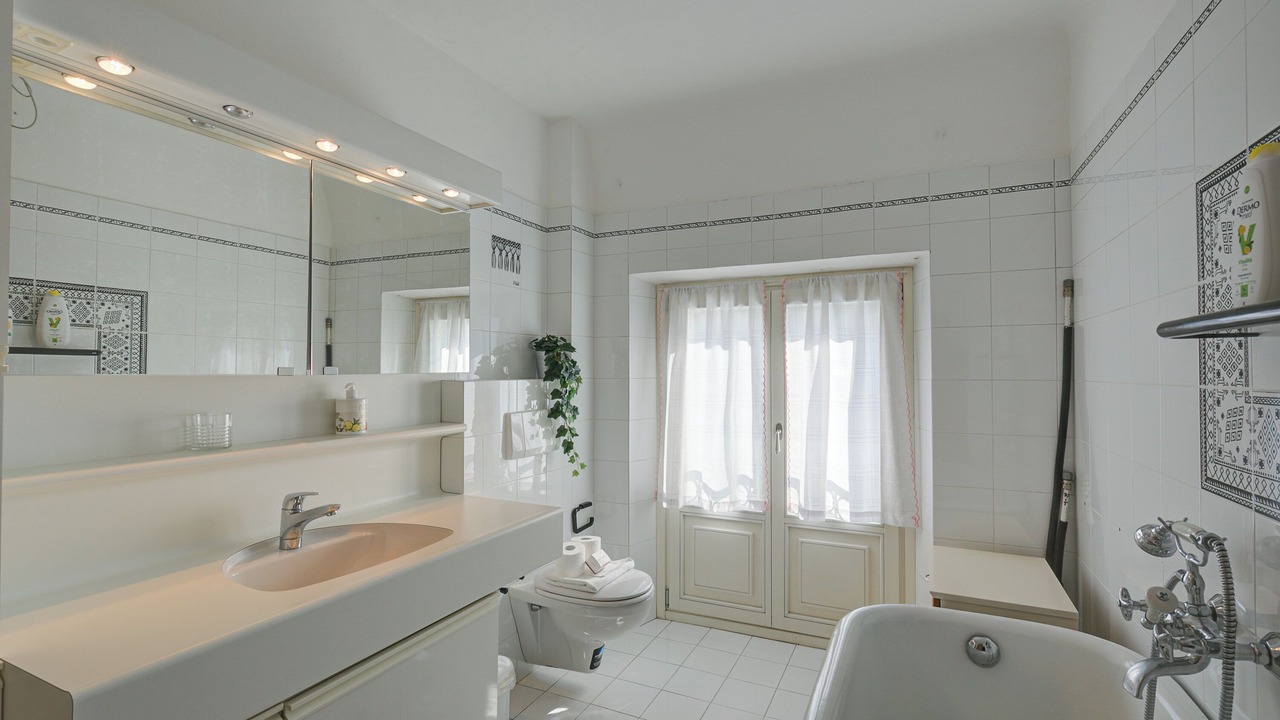 Photo of Bathroom in Maroggia