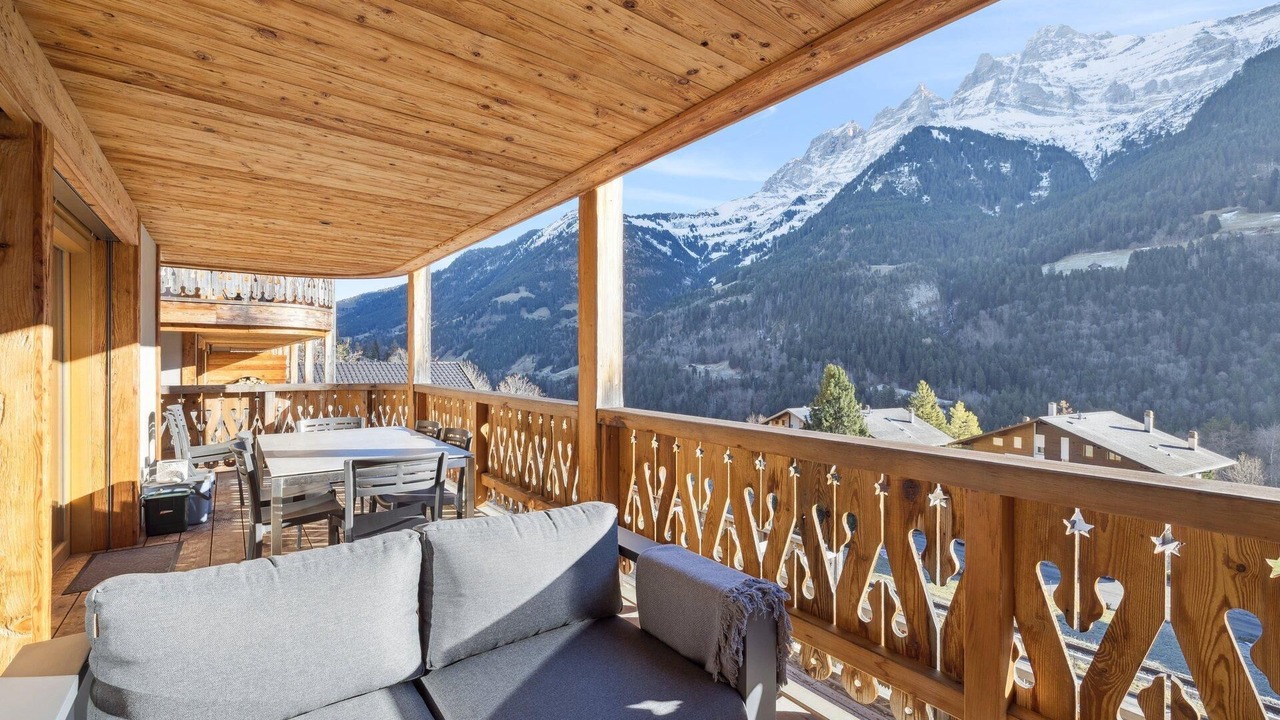 Photo of Others in Champery