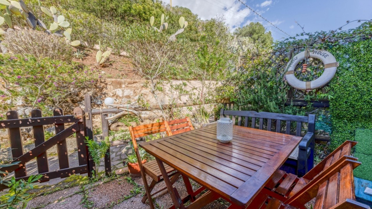 Photo of Outdoor in Mola