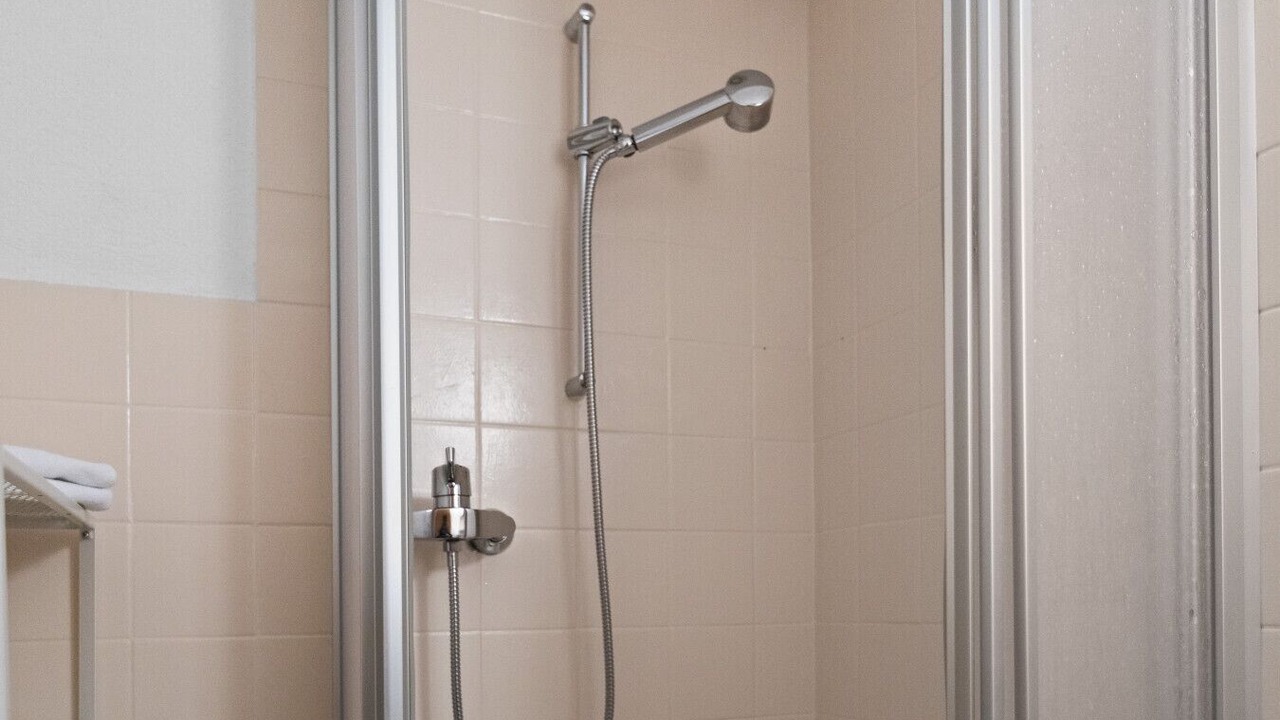 Photo of Bathroom in Vex