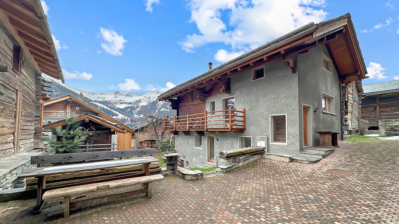 Photo of Outdoor in Sarreyer