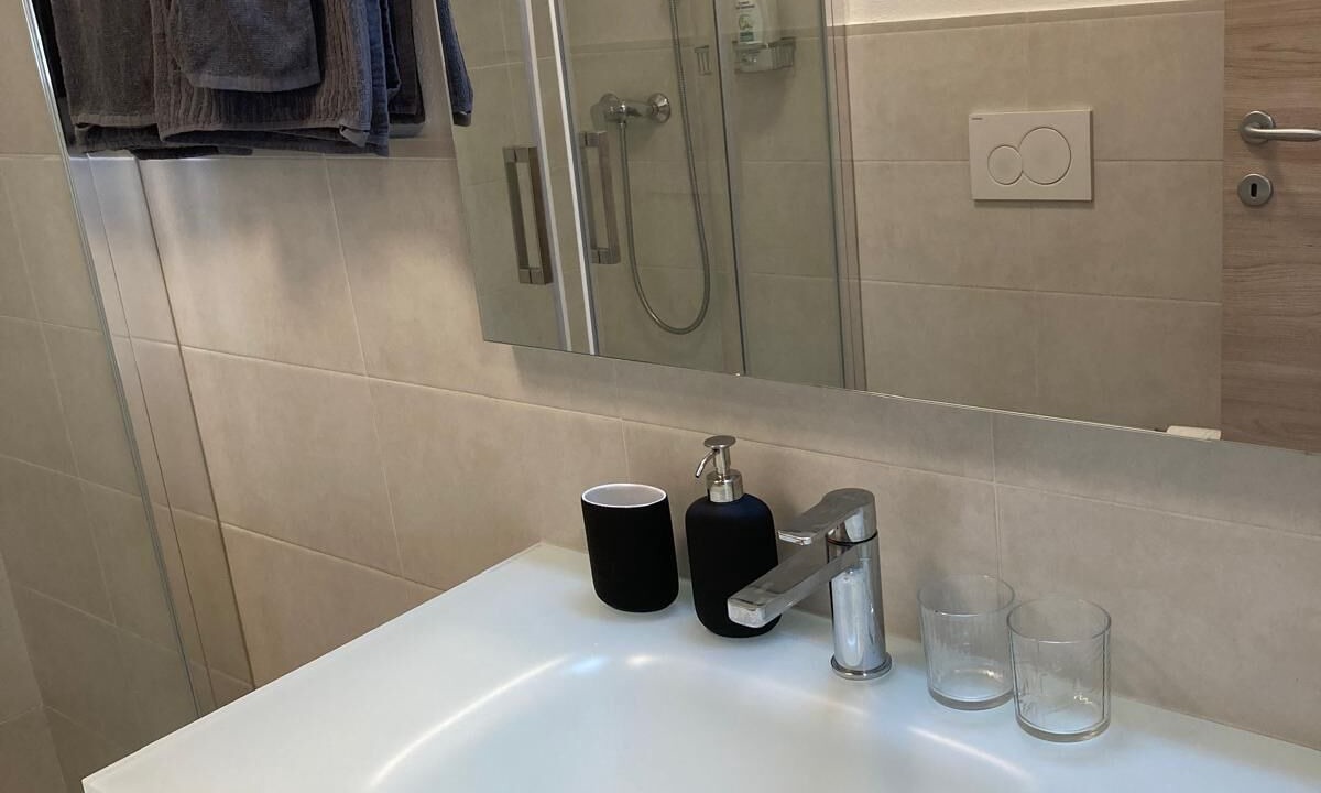 Photo of Bathroom in Curio