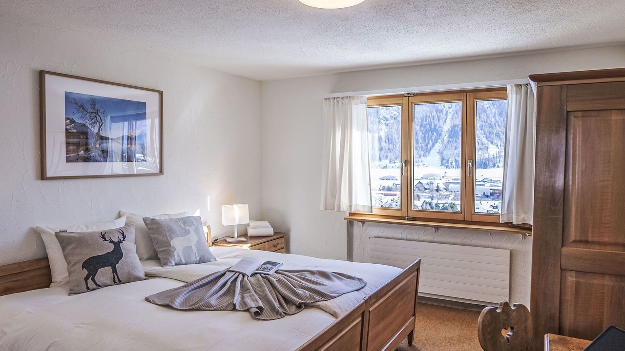 Photo of Bedroom in Samedan