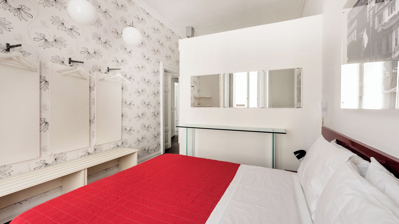 Photo of Bedroom in Rome City Centre