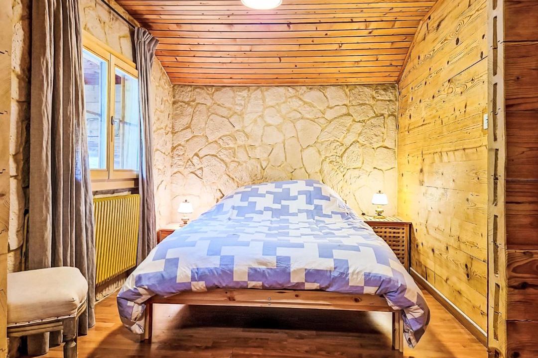 Photo of Bedroom in Arolla