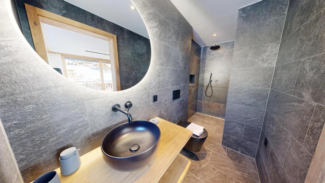 Photo of Bathroom in Busserach