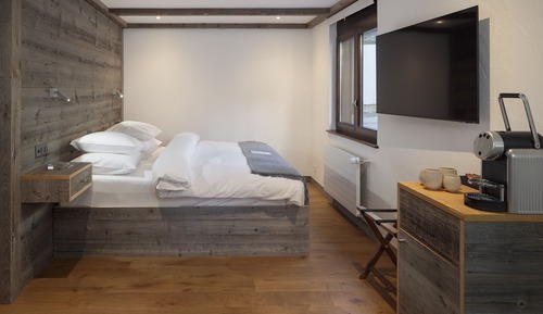 Classic Double Room