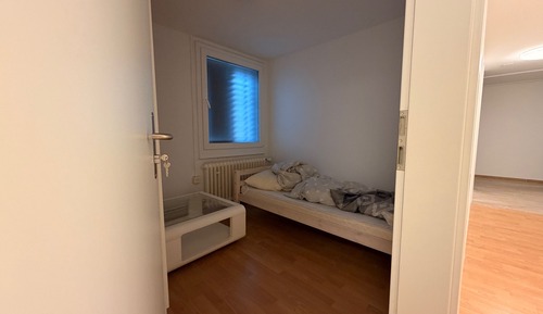 Basic Double Room, Shared Bathroom