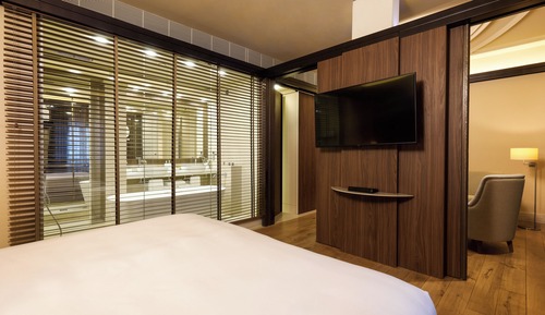 Junior Suite (2+2, Spa Access)