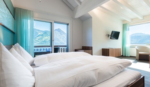 Wellness Suite mit Balkon und Seeblick