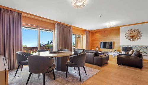 Premium Room (Residence)