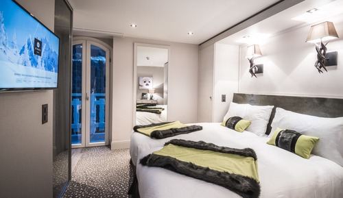 Executive Room, Balcony, Mountain View