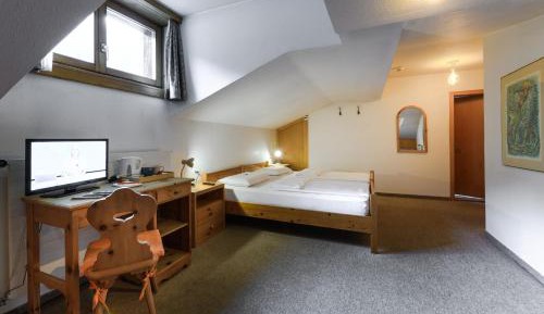 Small Twin Room