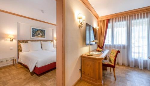Junior Suite with Balcony