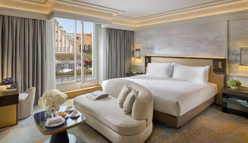 Deluxe Terrace Room