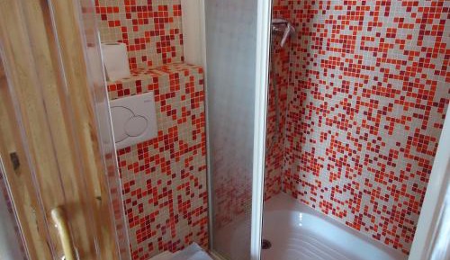 Twin Room with Private Bathroom