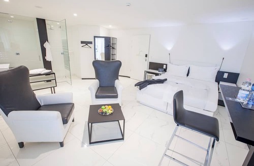 Regensdorf Hotel | Longstay Residence Thessoni home - Self check in serviced apartments & Hotel