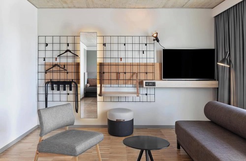 Rapperswil Hotel | Moxy Rapperswil