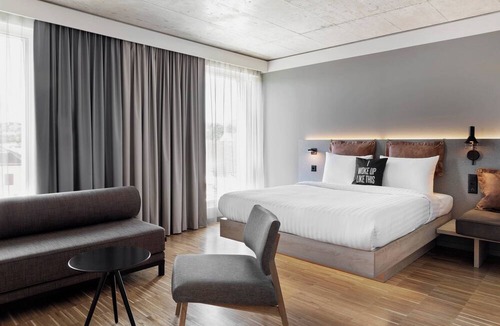 Rapperswil Hotel | Moxy Rapperswil