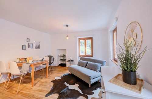 Valcolla Villa | Casa Elvezia in Val Colla Terrace + BBQ & Fireplace