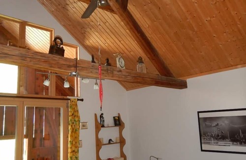 Meilen District House | Holiday home in the vineyard