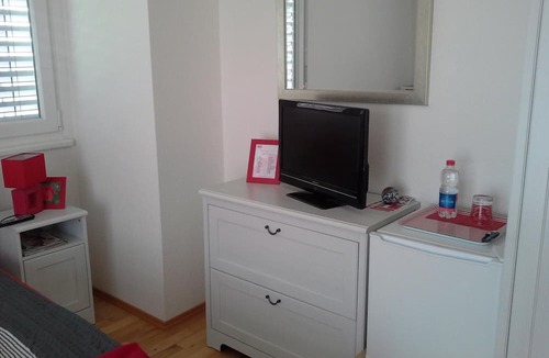 Mies Bed & Breakfast | BnB Les Coquelicots