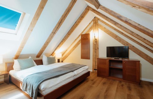 Weesen Hotel | Parkhotel Schwert - Self-Check-in