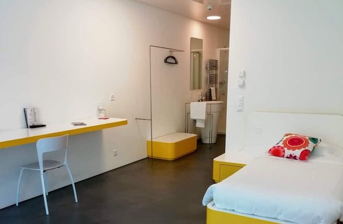 Mezzovico Hotel | Chromotel