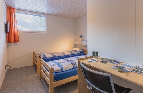 Lenk Hostel | Mountain Lodge Backpackercamp