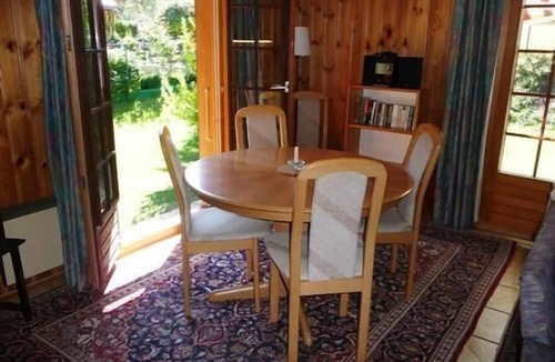 Saleinaz Ski Chalet | 3 bedroom chalet, Dil Arom, enclosed garden