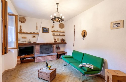 Valcolla House | Casa Lara: Cosy Alpine Home Near Lugano + Garden