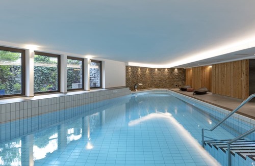 Klosters Platz Hotel | Hotel Alpina Klosters