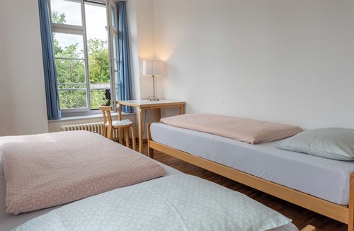 Horgen District Hostel | Youth Hostel Richterswil