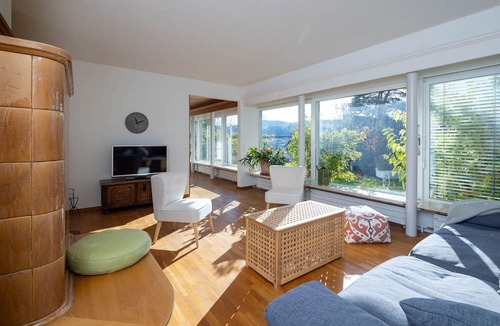 Wittenbach Apartment | Luxury apartment with terrace and garden free parking smart TV etc