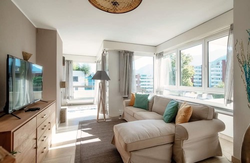 Paradiso Apartment | Spacious apartment with Terrace in Paradiso (TERRAZZA PARADISO)
