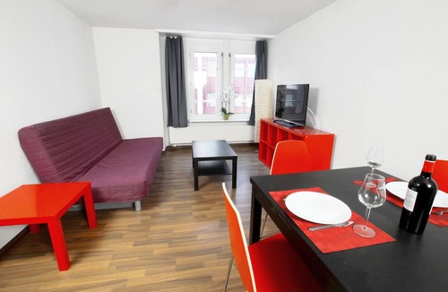 Oerlikon Apartment | ZH Blueberry - Oerlikon HITrental Apartment